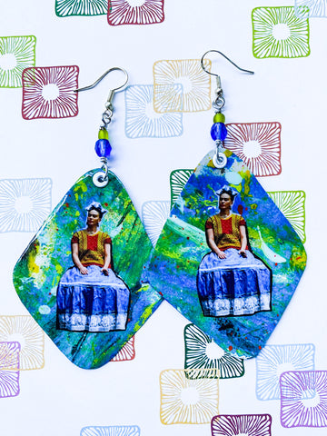 Kahlo paper earrings!