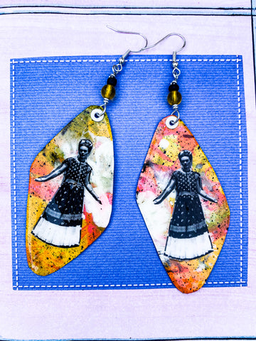 Kahlo paper earrings!